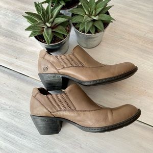 Born Tan Ankle Low Heel Booties.  Size 7.5.